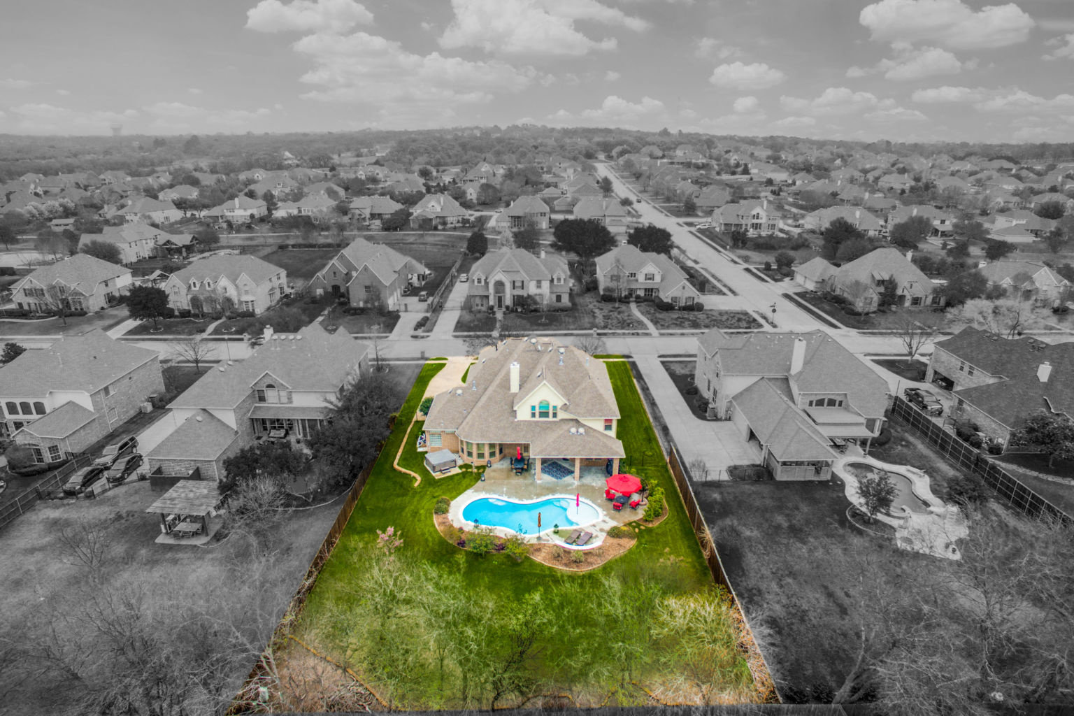 Shoot2Sell Real Estate Photography Blog – Aerial Photo ColorPop House Shoot2Sell Real Estate Photography Blog - Aerial Photo ColorPop House